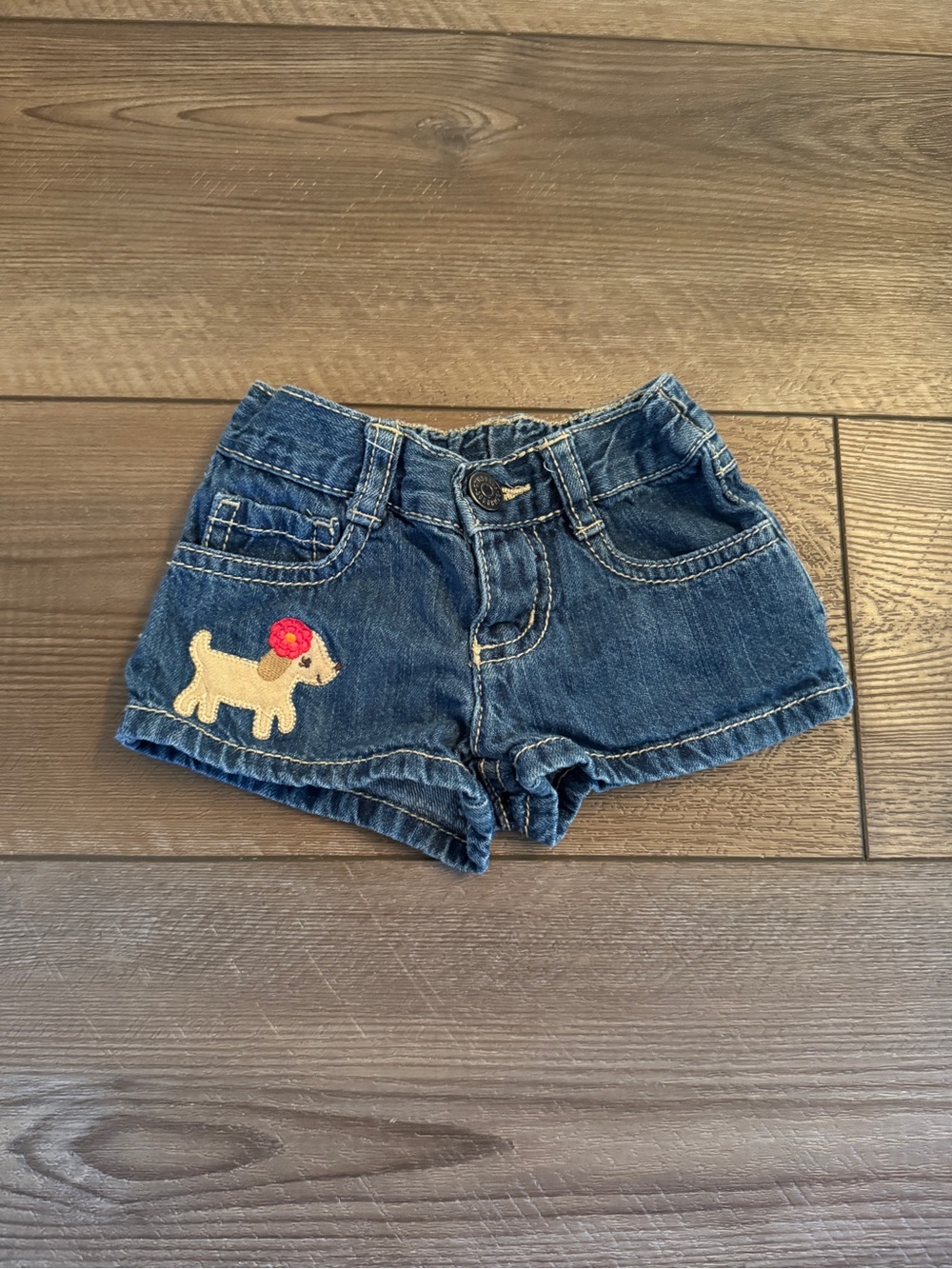 Vintage Y2K Gymboree Dark Blue Denim Shorts with Embroidered Puppy and Flowers